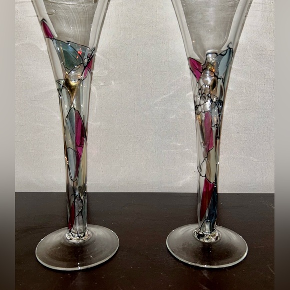 2 Gloria Ferre Tirgu Jiu Romania Hand Painted Champagne Flutes w/24k Gold - Picture 4 of 9